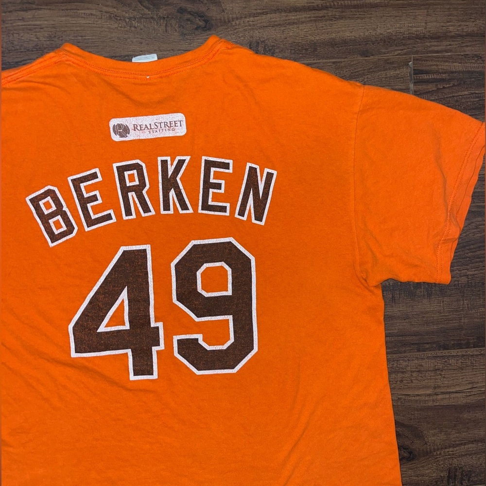 Baseball tee